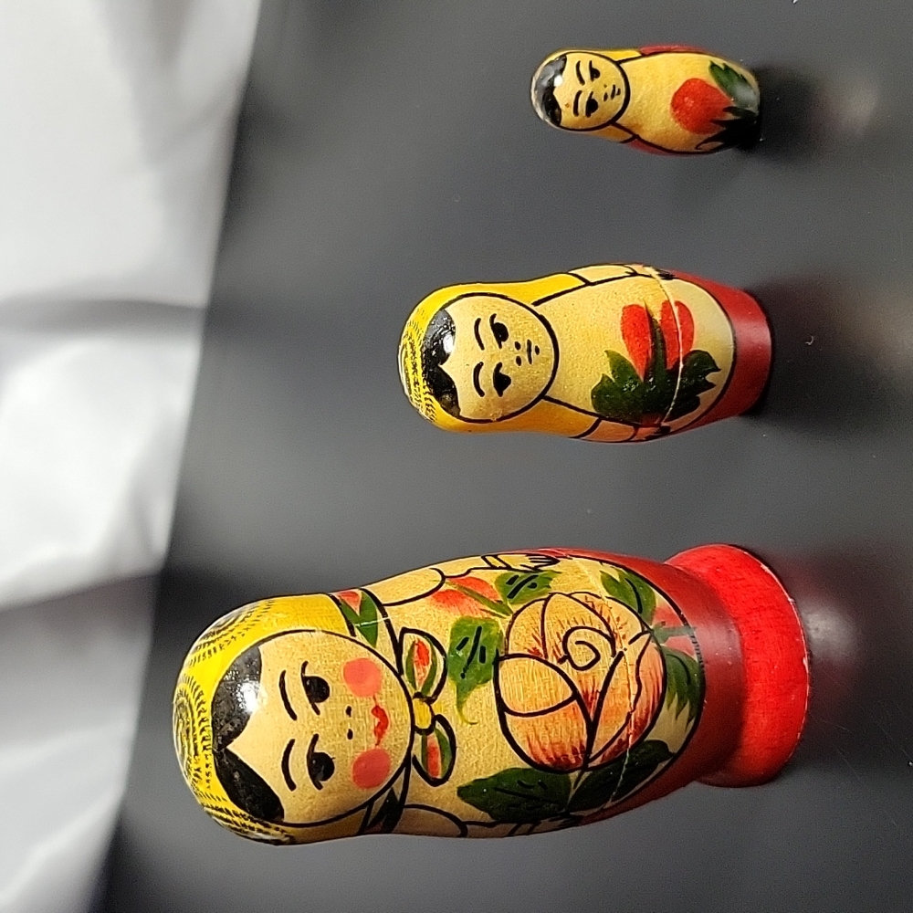 3 piece Matryoshka Russian Nesting Dolls